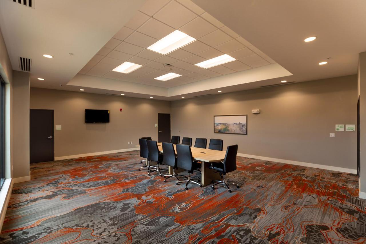 Holiday Inn - Kansas City - Northeast By Ihg Esterno foto