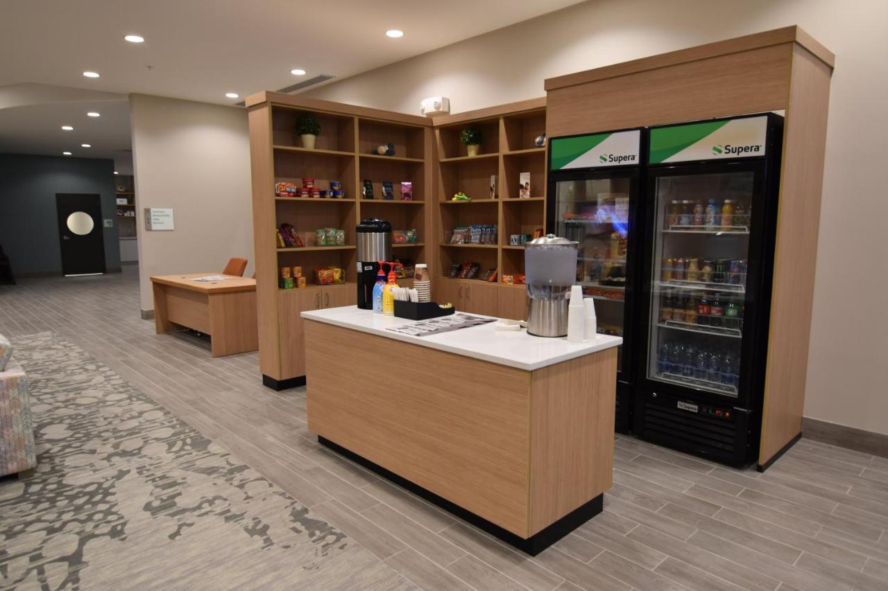 Holiday Inn - Kansas City - Northeast By Ihg Esterno foto