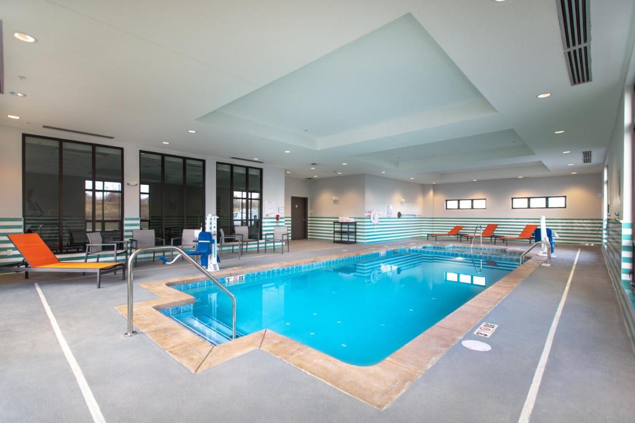Holiday Inn - Kansas City - Northeast By Ihg Esterno foto